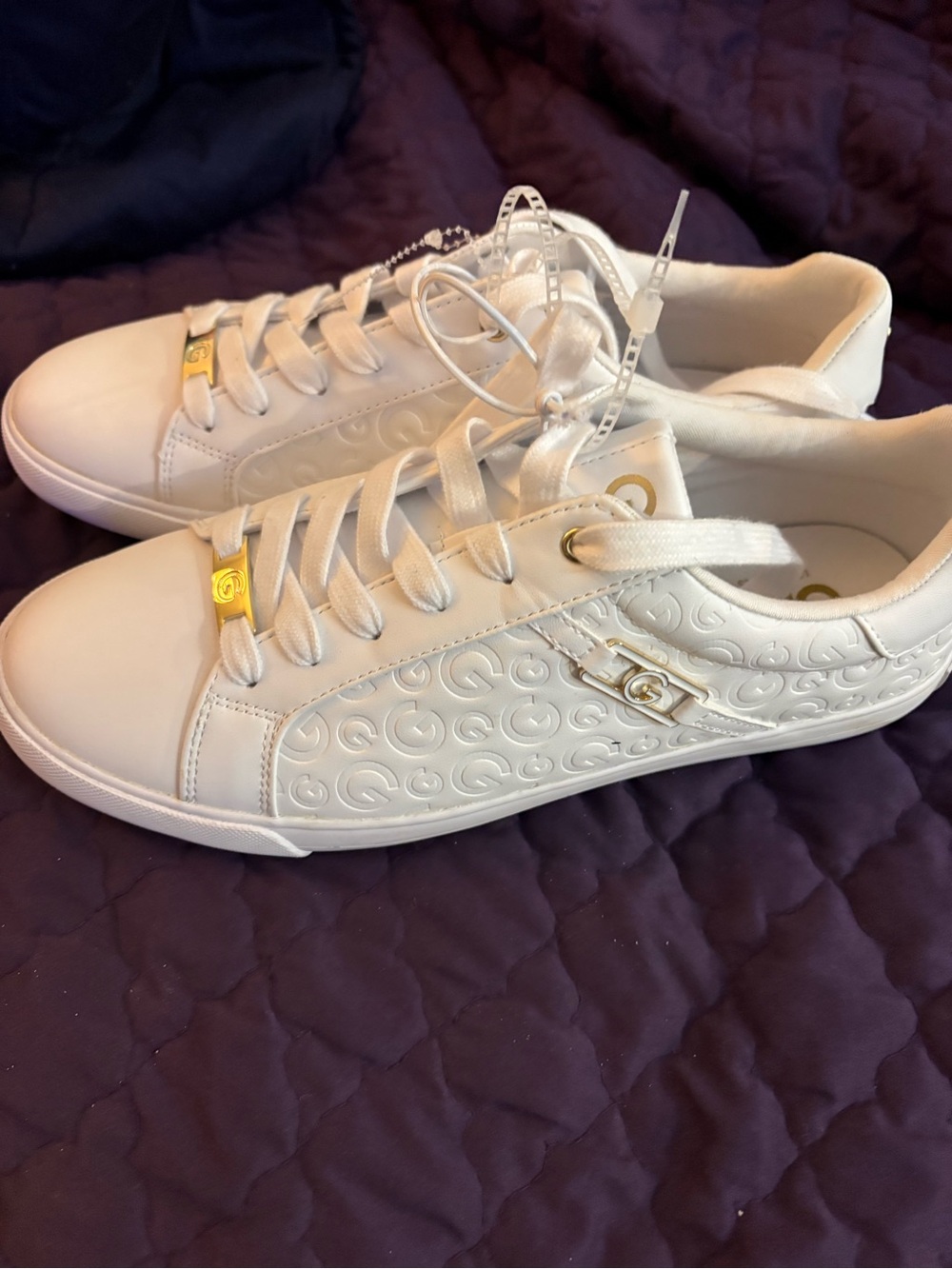 Guess White Low-Top Logo-Embossed Sneakers with Gold Accents